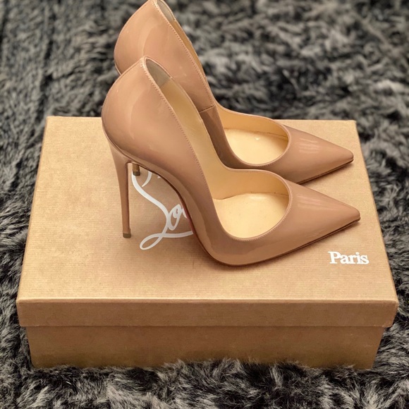 👠 Christian Louboutin ‘So Kate’ Pointed Toe Pump - Picture 2 of 11